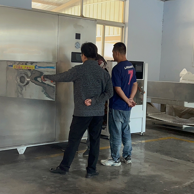 Fruit Vegetable Vacuum Low Temp Dryer